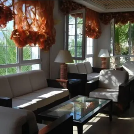 Punta Del Cantal Hotel 4*