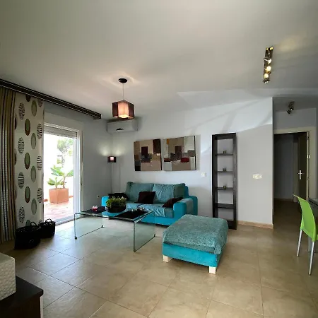 Residencial Oasis Apartment *