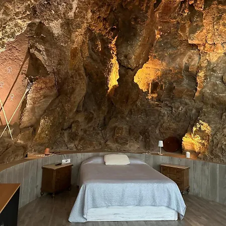 Casa Cueva 