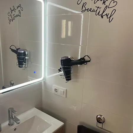 Fabuloso Apartamento,1a Linea De Playa A Estrenar.