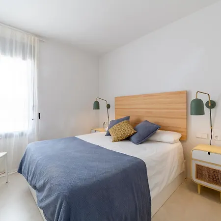 Macenas Beach Palm Apartment *