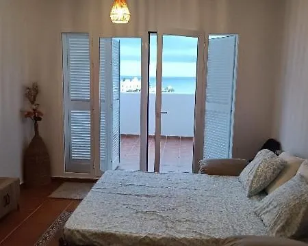 Apartment Dihara *