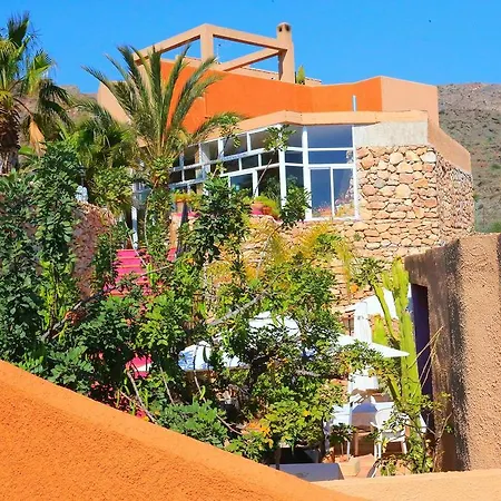 Cortijo De La Media Luna Country house *