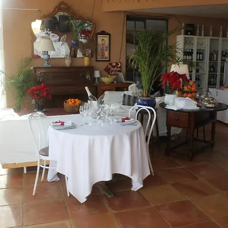 Cortijo De La Media Luna Mojacar