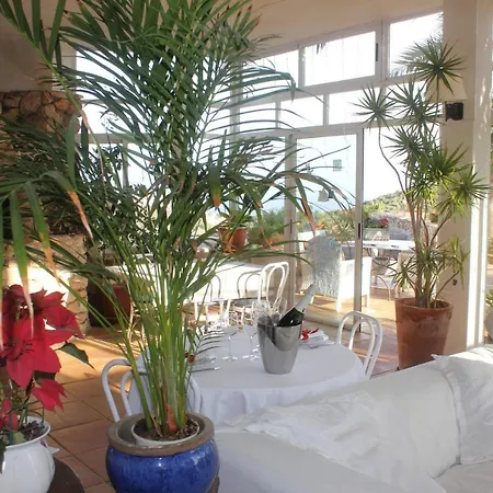 Cortijo De La Media Luna Country house *