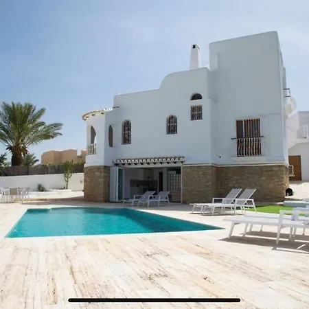 With Private Pool And Amazing Mountain And Sea Views No Young Groups Allowed