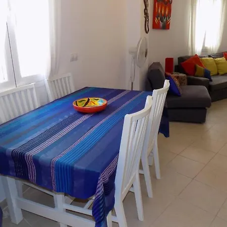 The Town House - Holiday home *