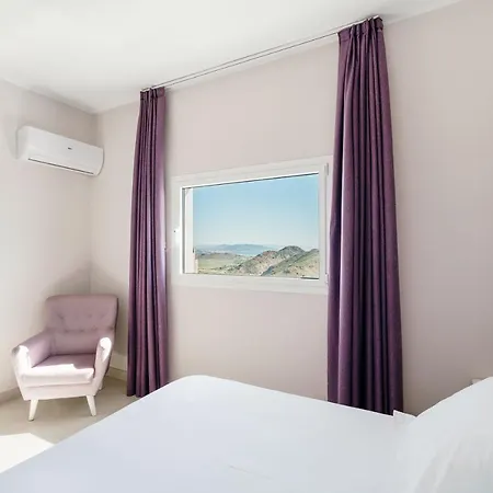 Boutique Mamabels Hotel