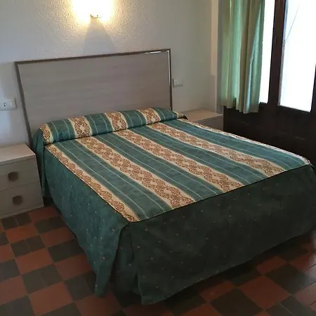 Pension Provenzal Hostel Mojacar