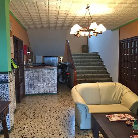 Pension Provenzal Hostel