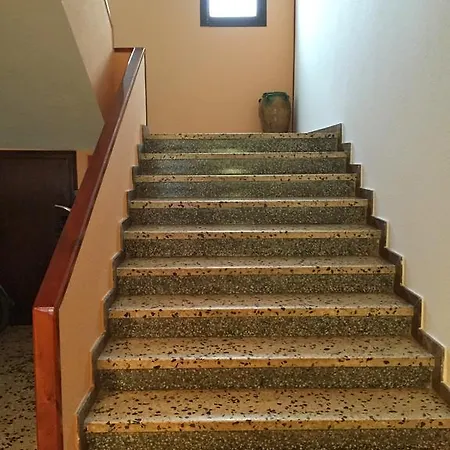 Hostel Pension Provenzal *
