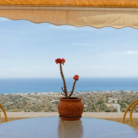 Pueblo Panorama - Casa Doris
