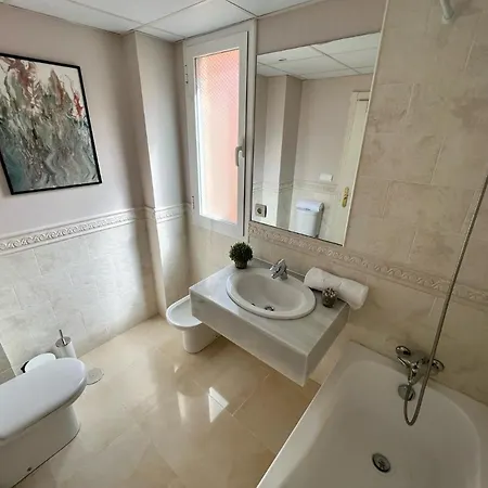 Magnificent Mar'y'golf With Spectacular View! High-speed Internet, Remote Work *