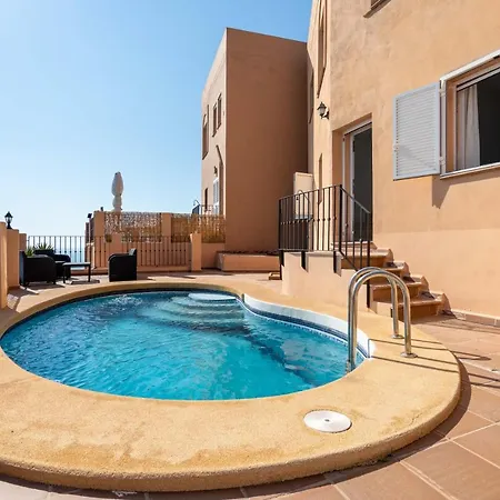 Con Vistas Al Mar Y Piscina Holiday home