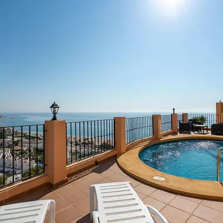 Con Vistas Al Mar Y Piscina Holiday home *