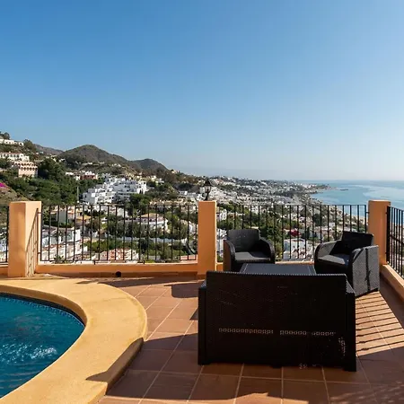 Con Vistas Al Mar Y Piscina