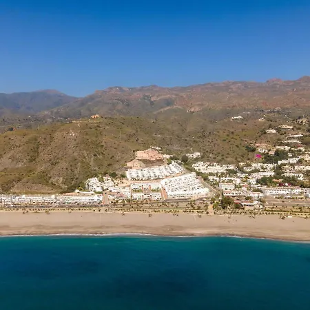 Con Vistas Al Mar Y Piscina Holiday home *