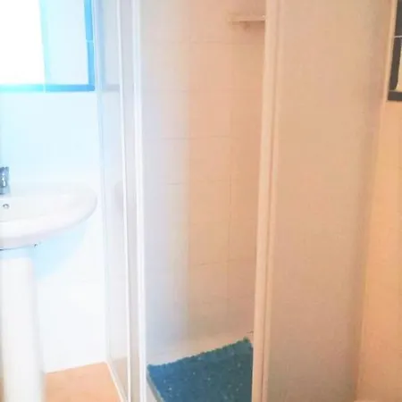 Zona Parque Comercial Apartment *