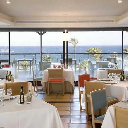 Hotel De 4*