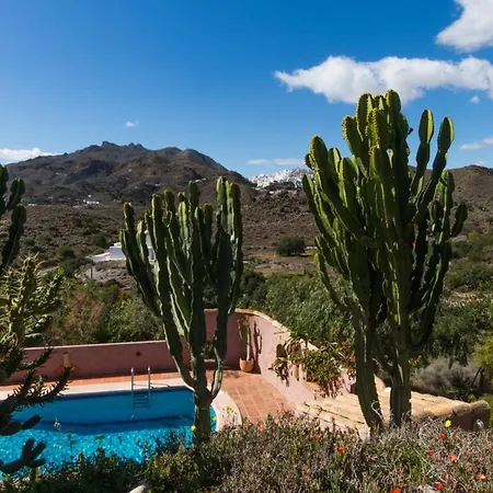 Villa Cortijo Moreno *