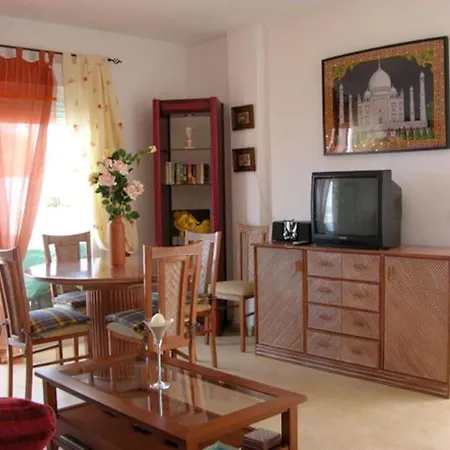Acogedor Con Vistas Al Mediterraneo. Apartamento