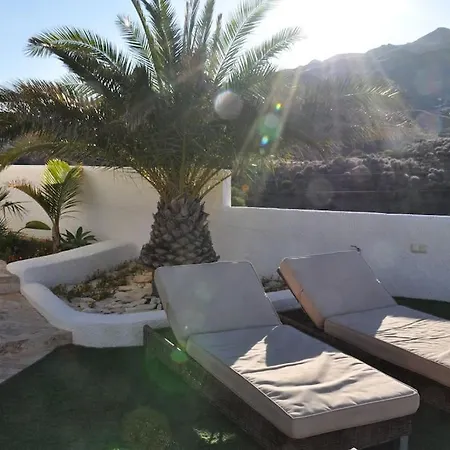 Pensión With Private Pool And Amazing Mountain And Sea Views No Young Groups Allowed