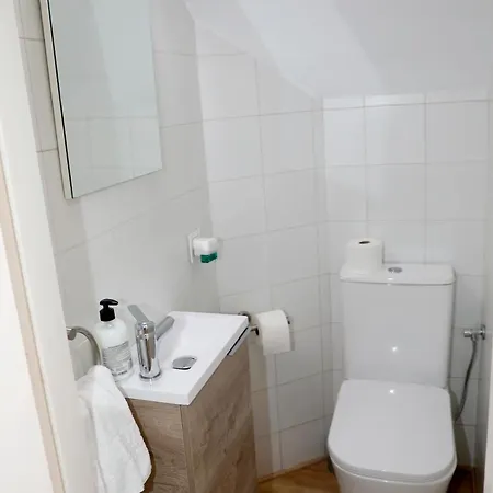 Apartment Duplex *
