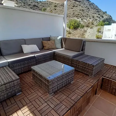 Playa 2 Bed Duplex 5 Mins Walk To The Mojácar