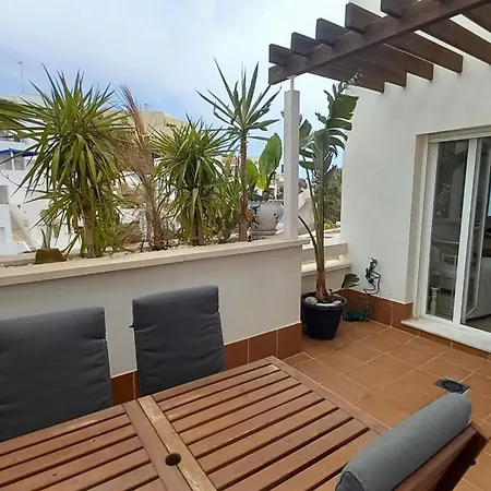 Playa 2 Bed Duplex 5 Mins Walk To The Apartamento