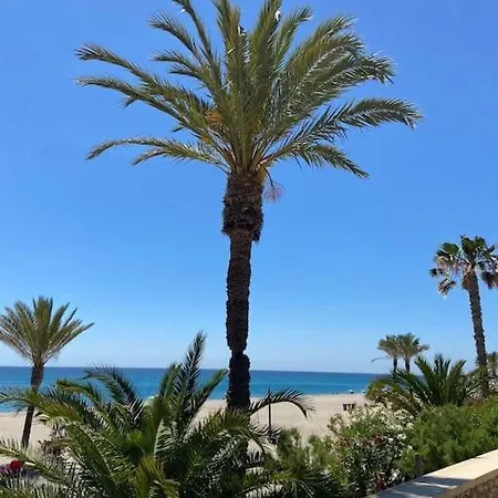 2 Bed Beachfront In