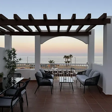 Apartment Con Piscina Frente Al Mar En Playa *