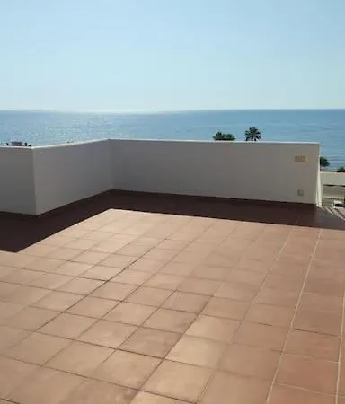 Atico Frente Al Mar En