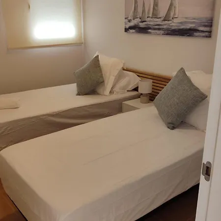 Apartment Atico Frente Al Mar En *