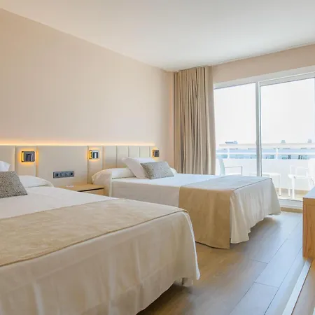 Oasis Tropical Hotel 4*