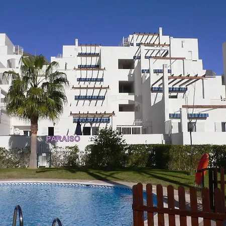 Grosszuegiges Mit Balkon Apartment *