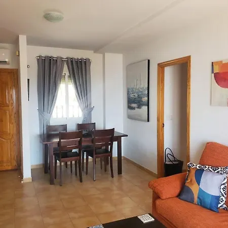 Bella - Penthouse - Sleeps 4 - R065 Apartamento