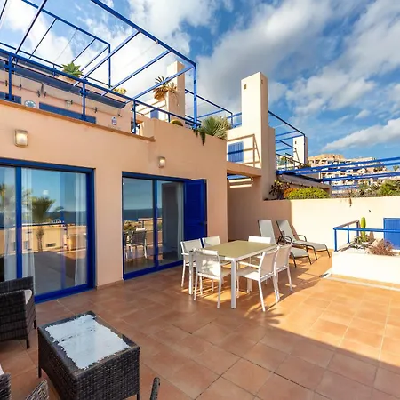 - Big Terrace Apartment *