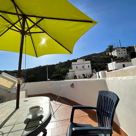 The Town House - Holiday home *