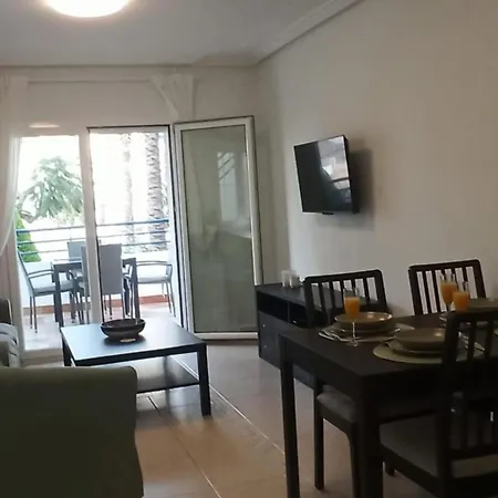 2 Bed - Close To - Pool - Balcony Apartment *