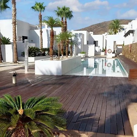 Charming In With Private Parking Сasa de vacaciones