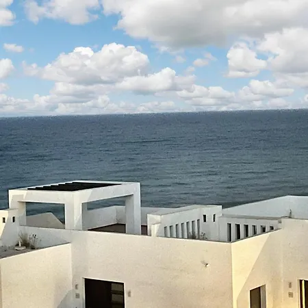 Сasa de vacaciones Charming In With Private Parking