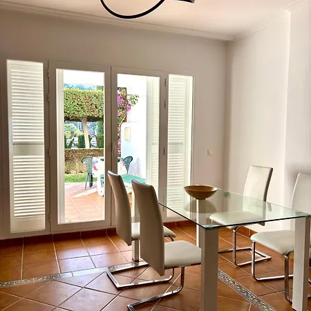 Apartment Heavenly Homes 4