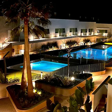 Lovely New Luxery In Playa Next To The Apartment *