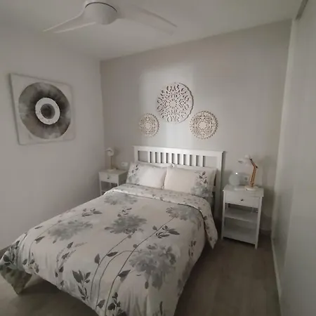 2 Bed Beachfront In Apartment