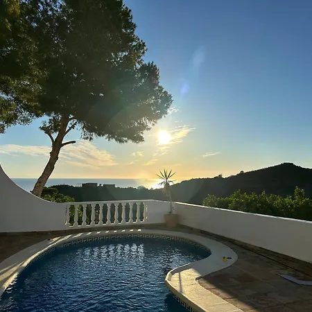 Artevida Andalusia Nudist With Yoga And Massage *