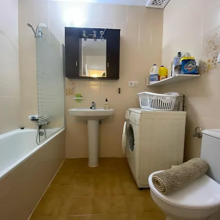 Casa Becquer - - 2 Bedroom - Sleeps 4 - R040