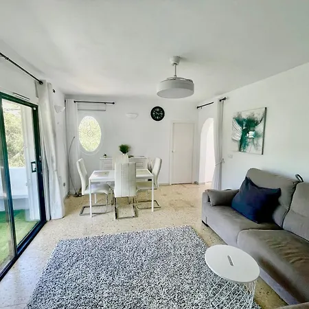 Apartment Tranquility Starts Here At Maria
