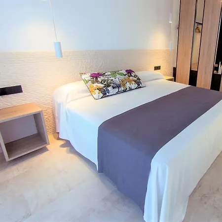 Botaniq Boutique Hotel *