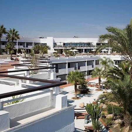 Hotel De 4*