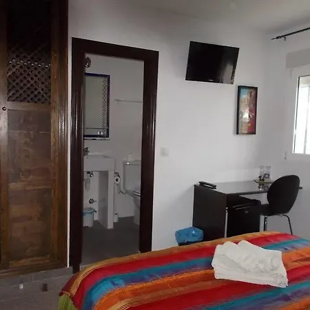 Casa Justa Pensión 2*